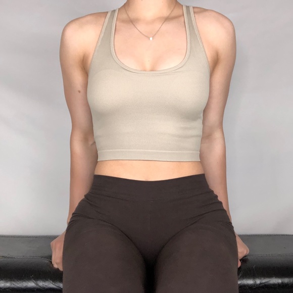 Tops - Seamless Crop Tank Top